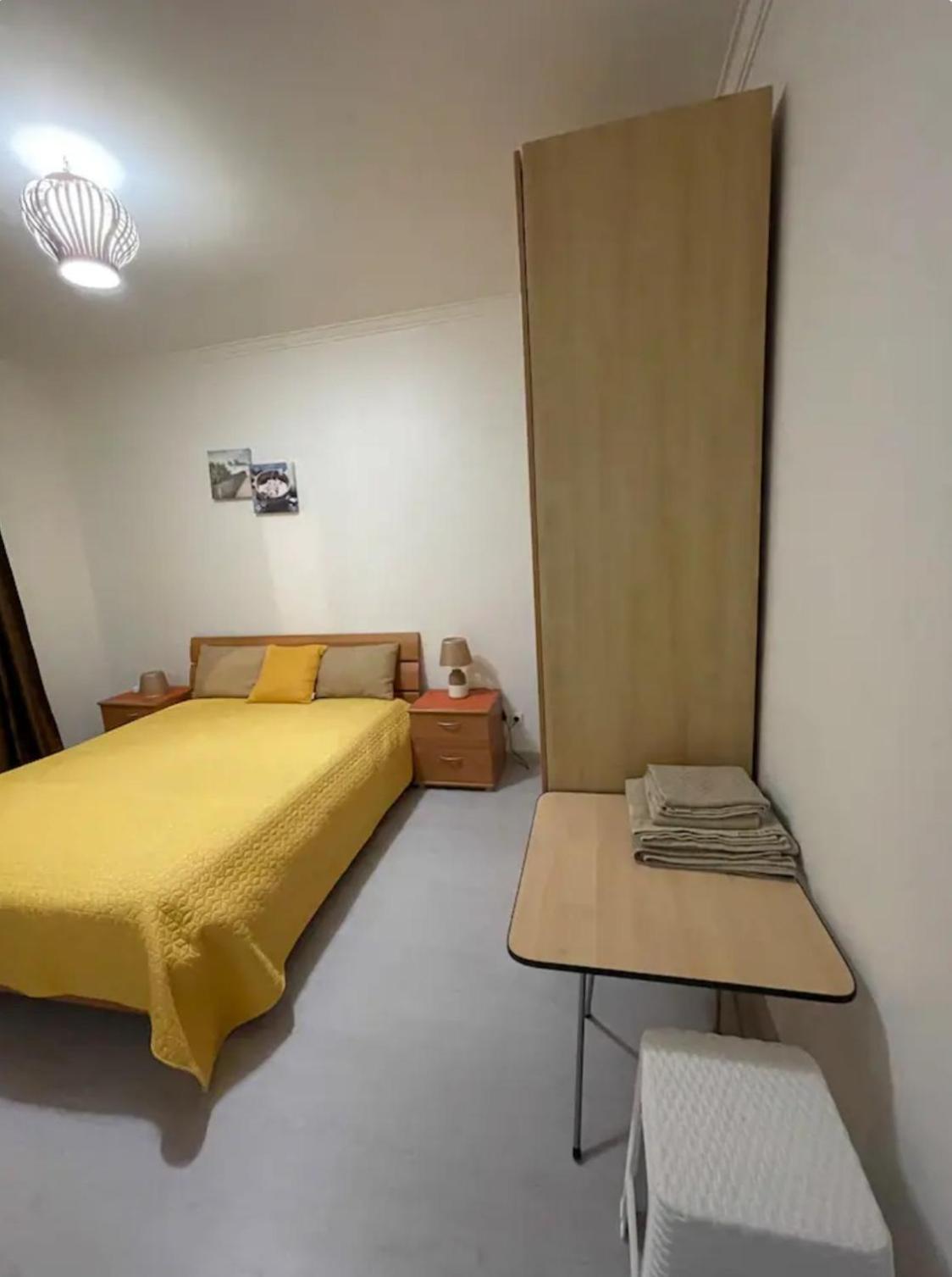 Quarto Calmo E Acolhedor Appartement Almada Buitenkant foto