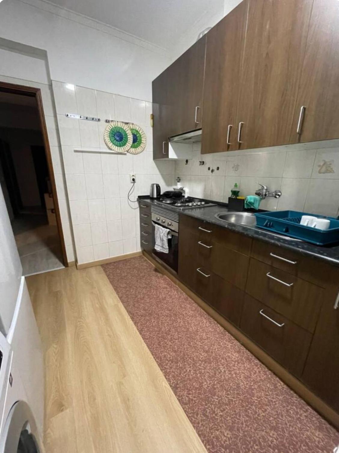 Quarto Calmo E Acolhedor Appartement Almada Buitenkant foto